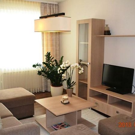 Apartamentai Dainu Шяуляй Экстерьер фото